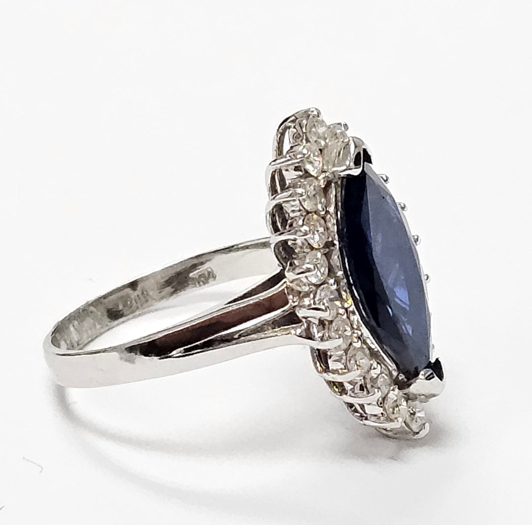 Blue Sapphire ring with diamonds in 14K white gold
