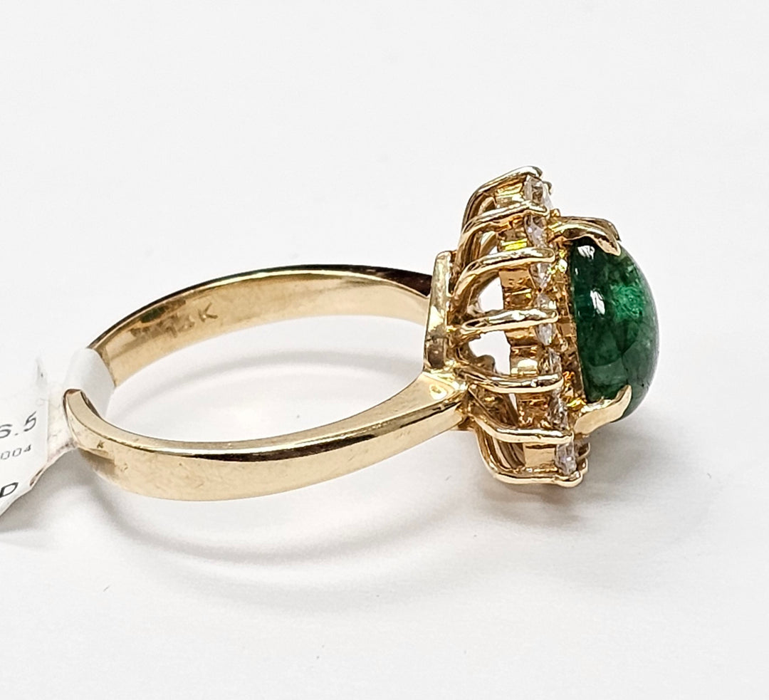 Emerald with diamonds ring in 14K Yellow Gold
