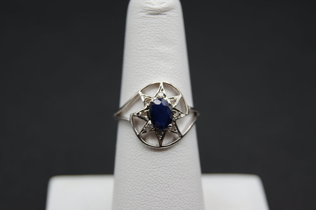 1.25 ct. Blue Sapphire in 92.5 Silver